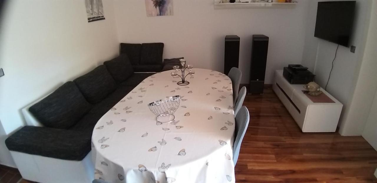 Apartman Slavica Rogoznica  Buitenkant foto
